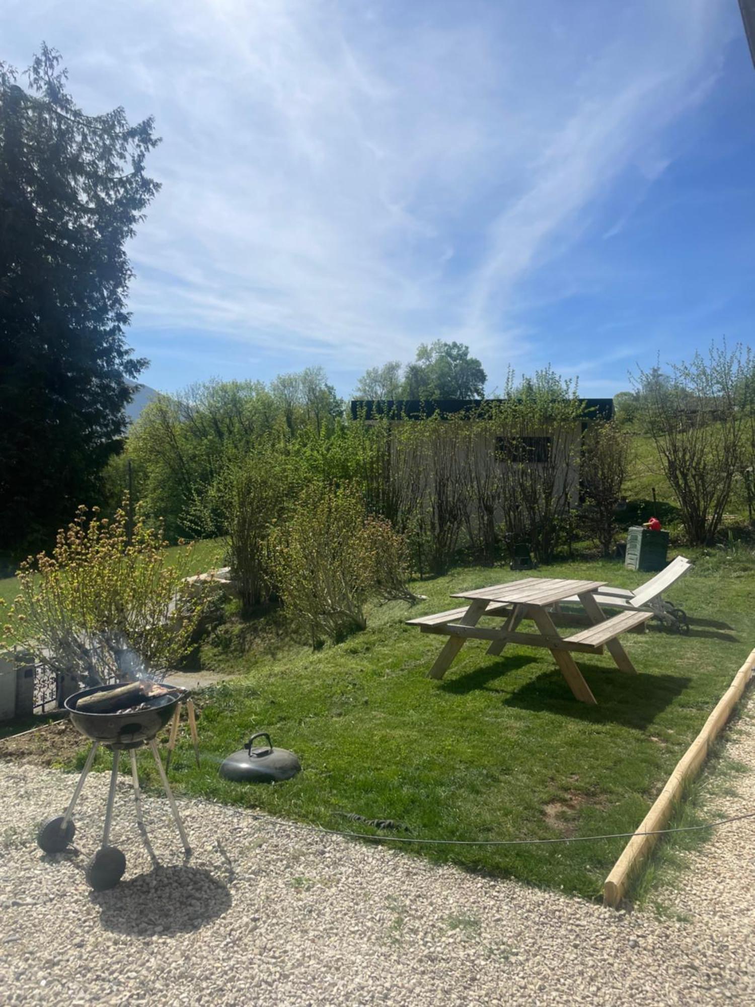 Petit Logement Cosy Dans Maison Au Calme Verrens-Arvey Bagian luar foto